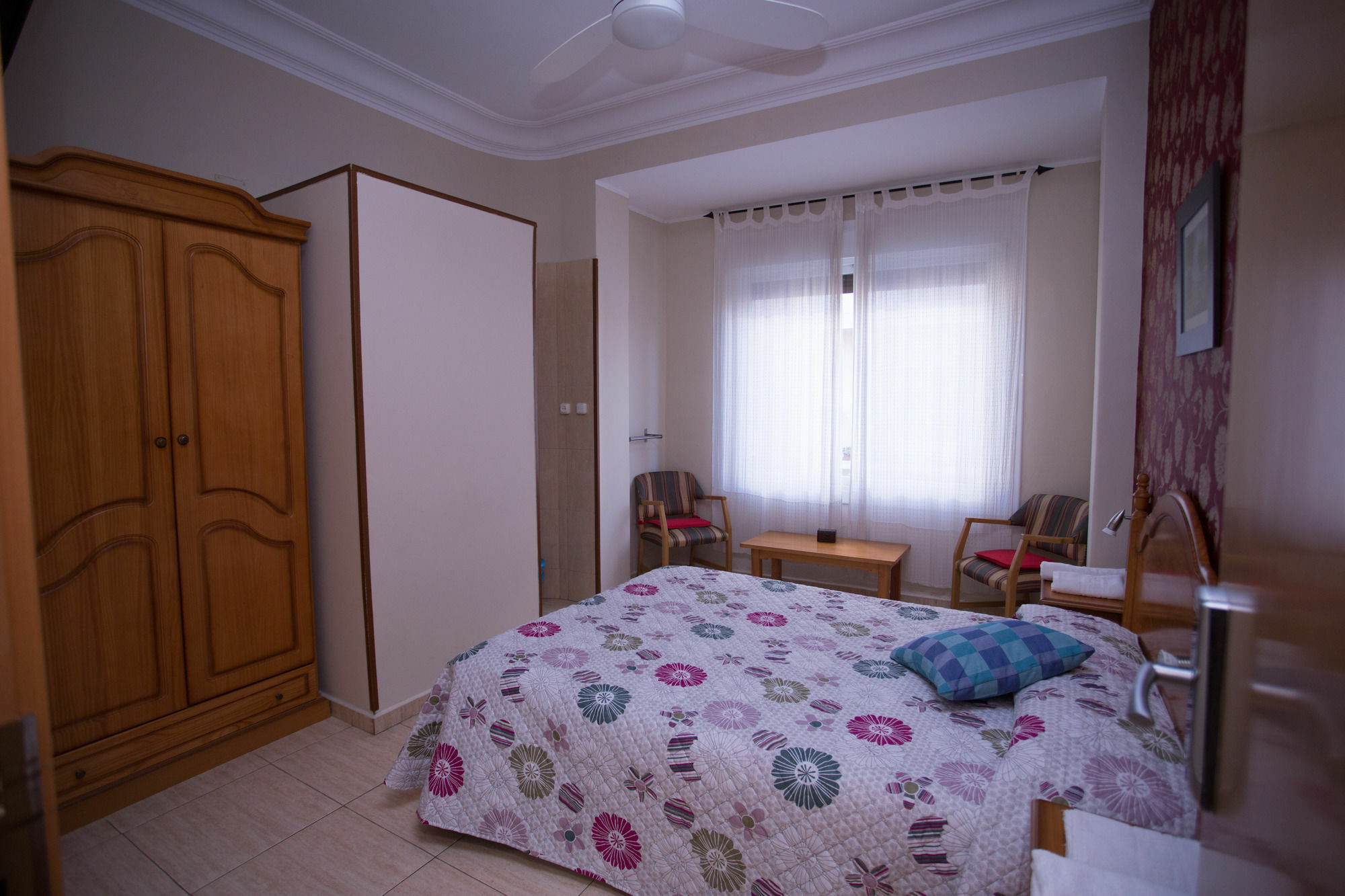 Hostal Navarra Сарагоса Екстериор снимка