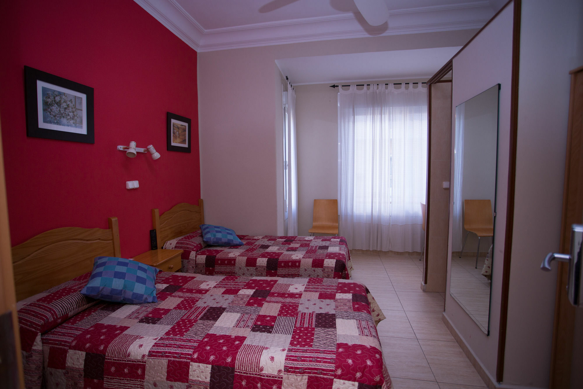 Hostal Navarra Сарагоса Екстериор снимка